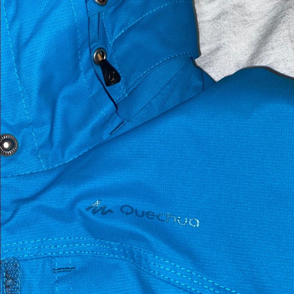 Blue raincoat - Picture 2 of 6